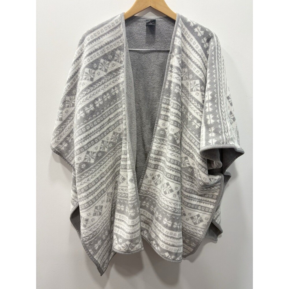 Cuddl Duds S/M Gray White Fair Isle Nordic Fleece Poncho Wrap Cape Cozy Lounge